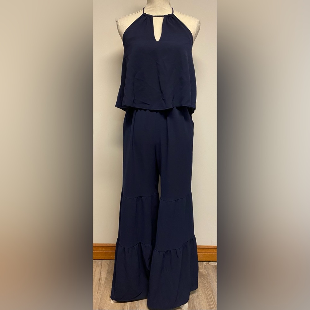 Mod on Trend Halter Jumpsuit Size Medium